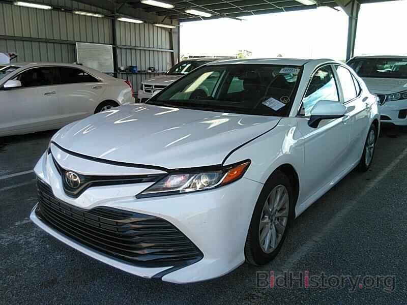 Photo 4T1B11HK8KU181633 - Toyota Camry LE 2019