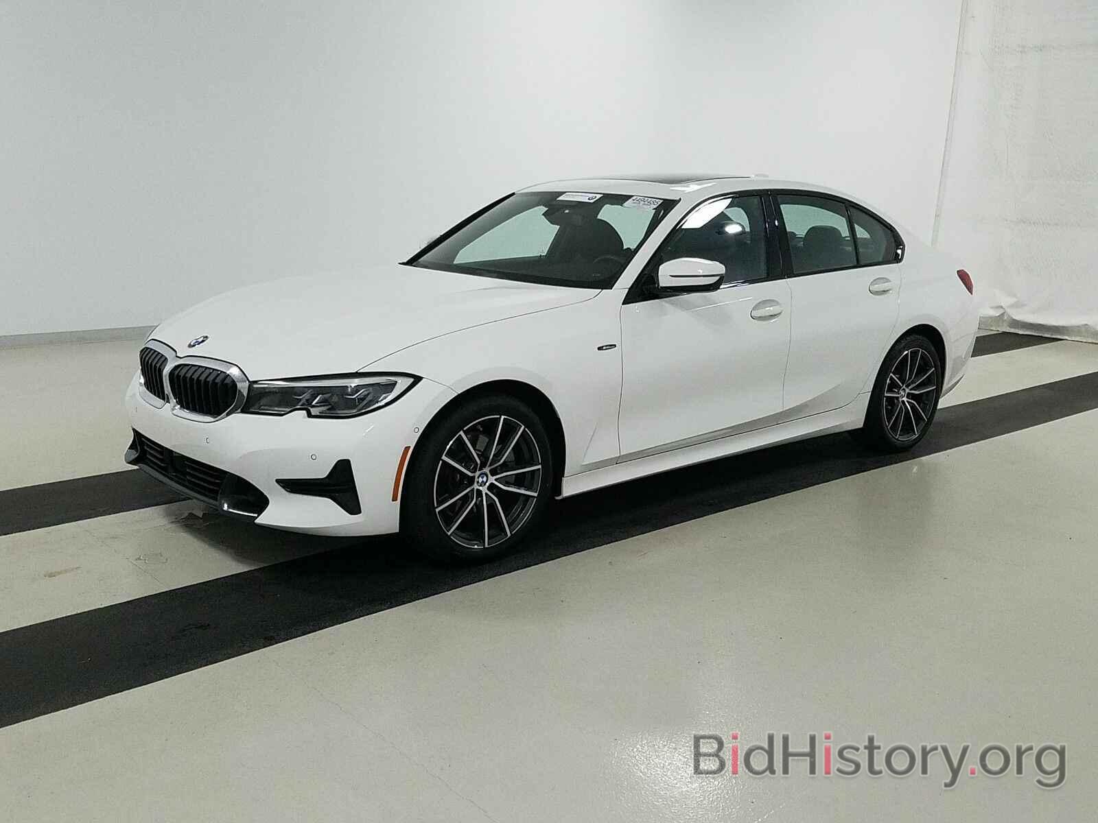 Photo WBA5R1C57KAE81340 - BMW 3 Series 2019