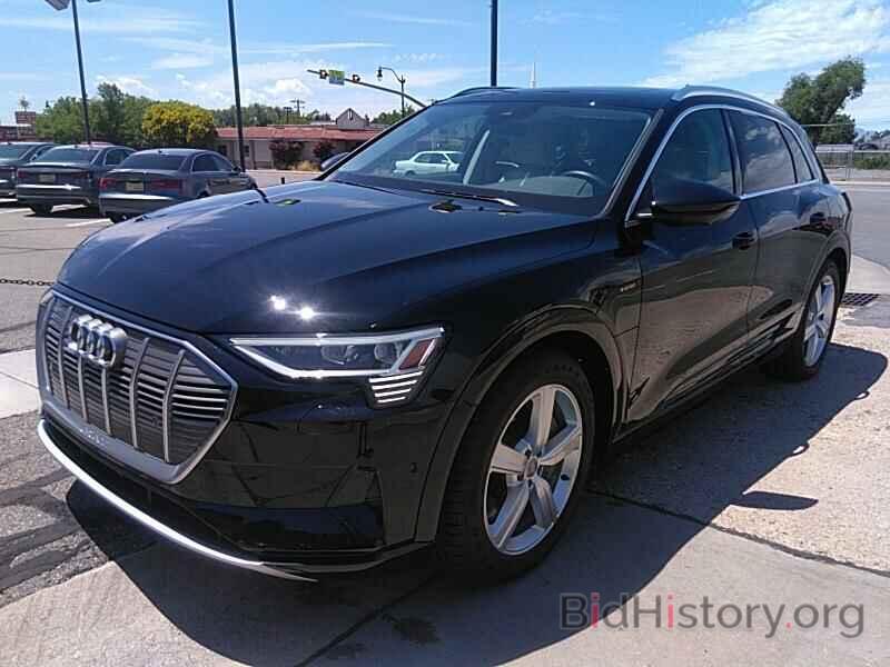 Photo WA1LAAGE8KB009578 - Audi e-tron 2019