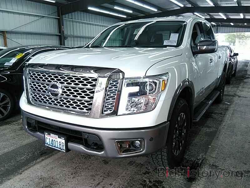 Photo 1N6AA1E57KN505371 - Nissan Titan 2019