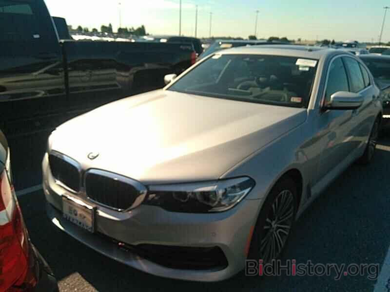 Photo WBAJA7C58KG911007 - BMW 5 Series 2019