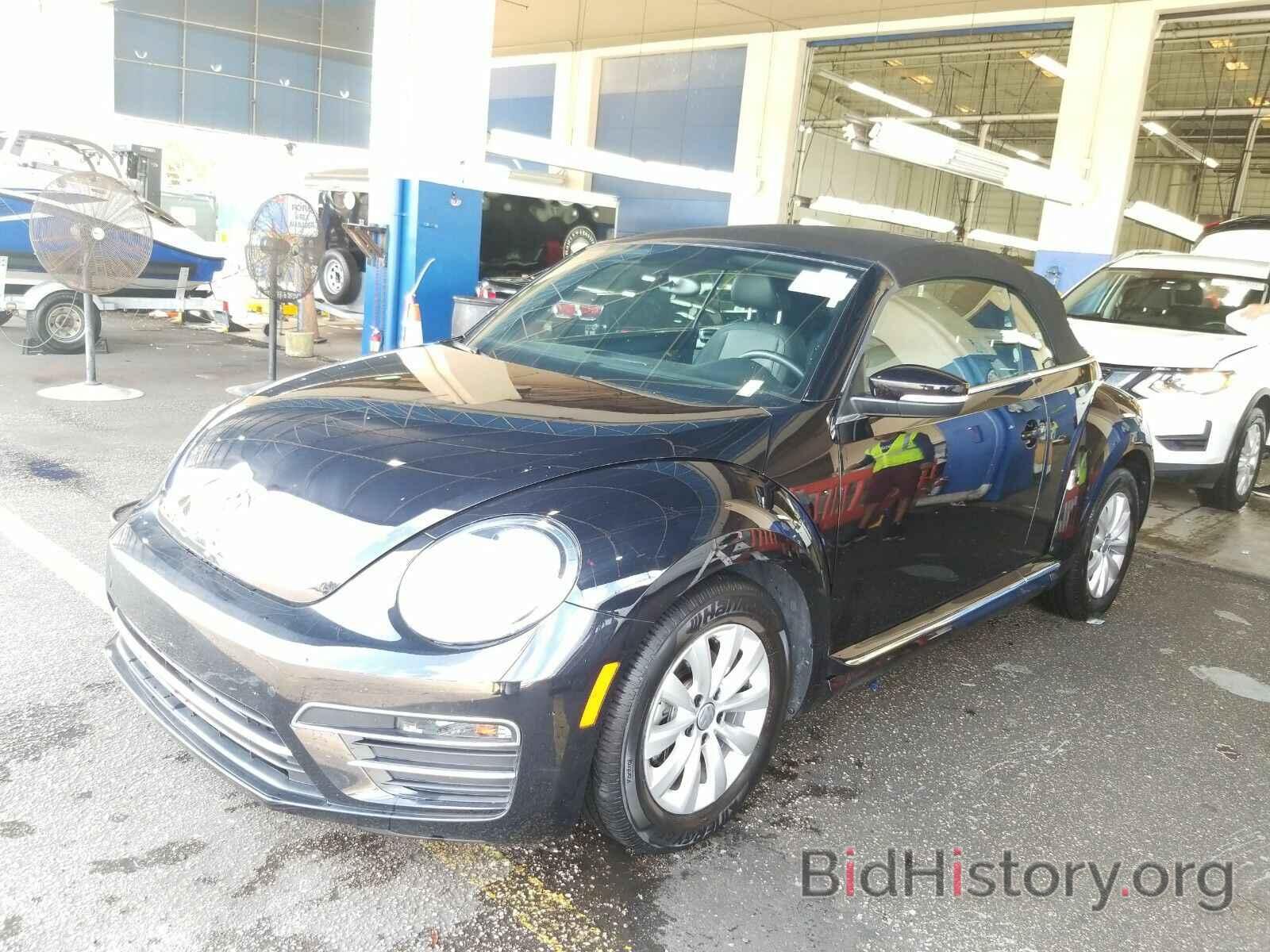 Photo 3VW5DAAT7KM505068 - Volkswagen Beetle Convertible 2019