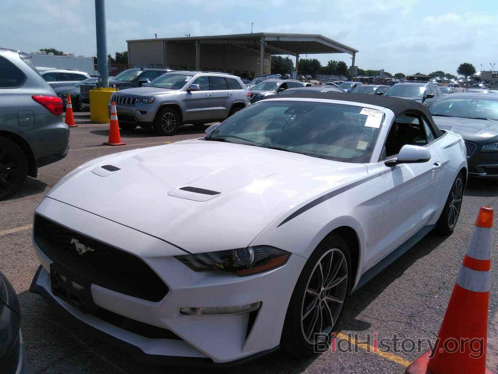 Photo 1FATP8UH6K5162069 - Ford Mustang 2019