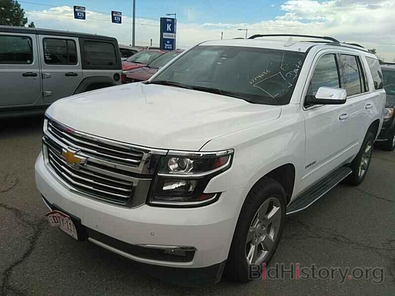 Photo 1GNSKCKC2KR233797 - Chevrolet Tahoe 2019