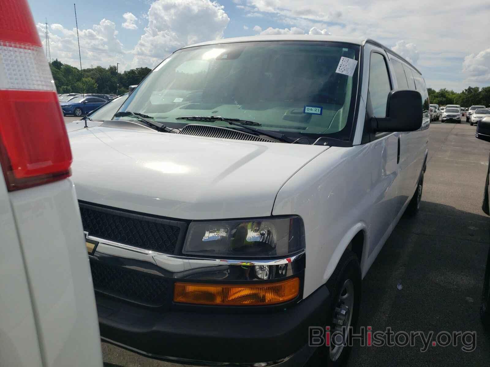 Фотография 1GAZGPFG0K1296420 - Chevrolet Express Passenger 2019