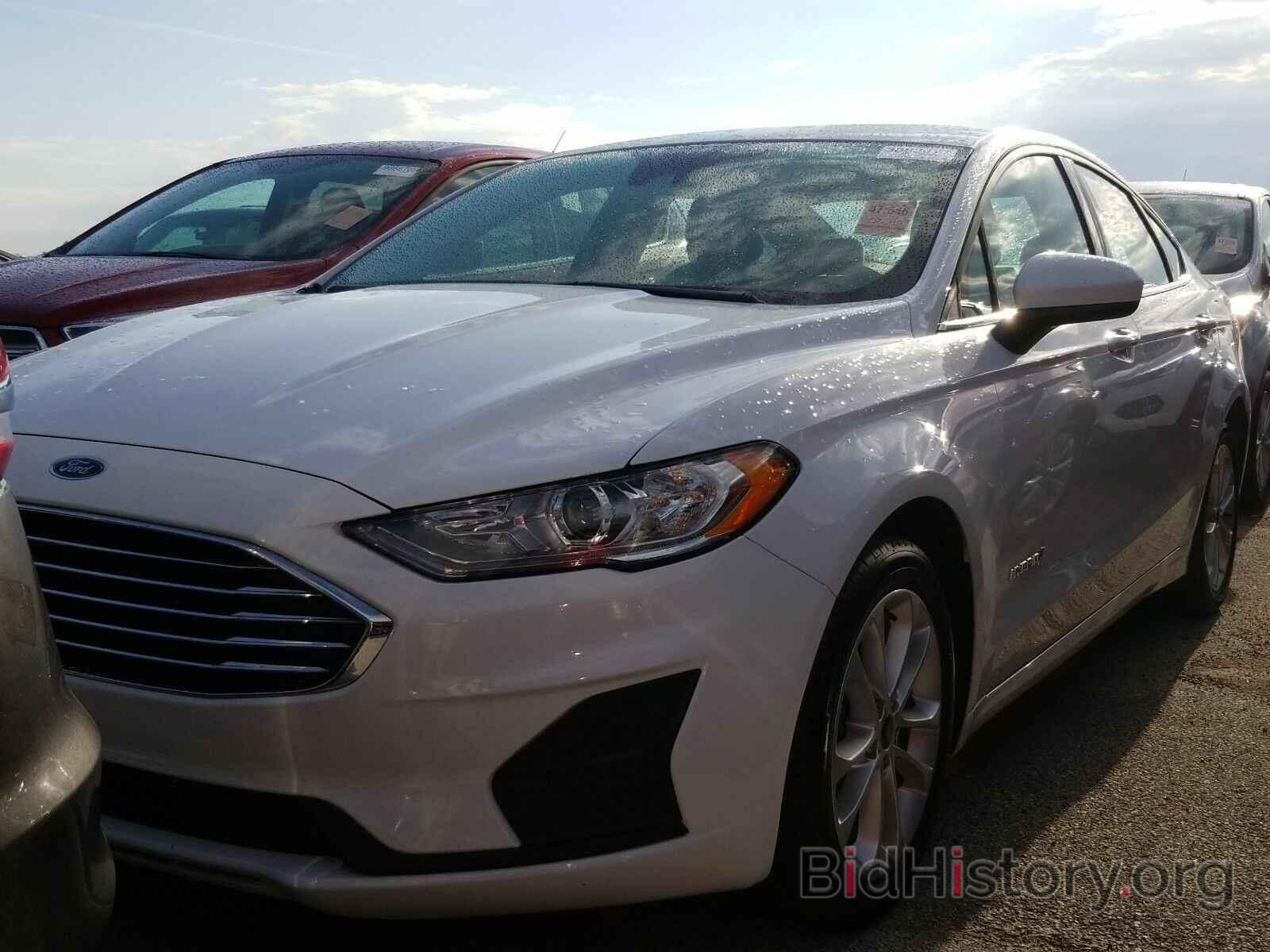 Фотография 3FA6P0LUXKR107604 - Ford Fusion Hybrid 2019