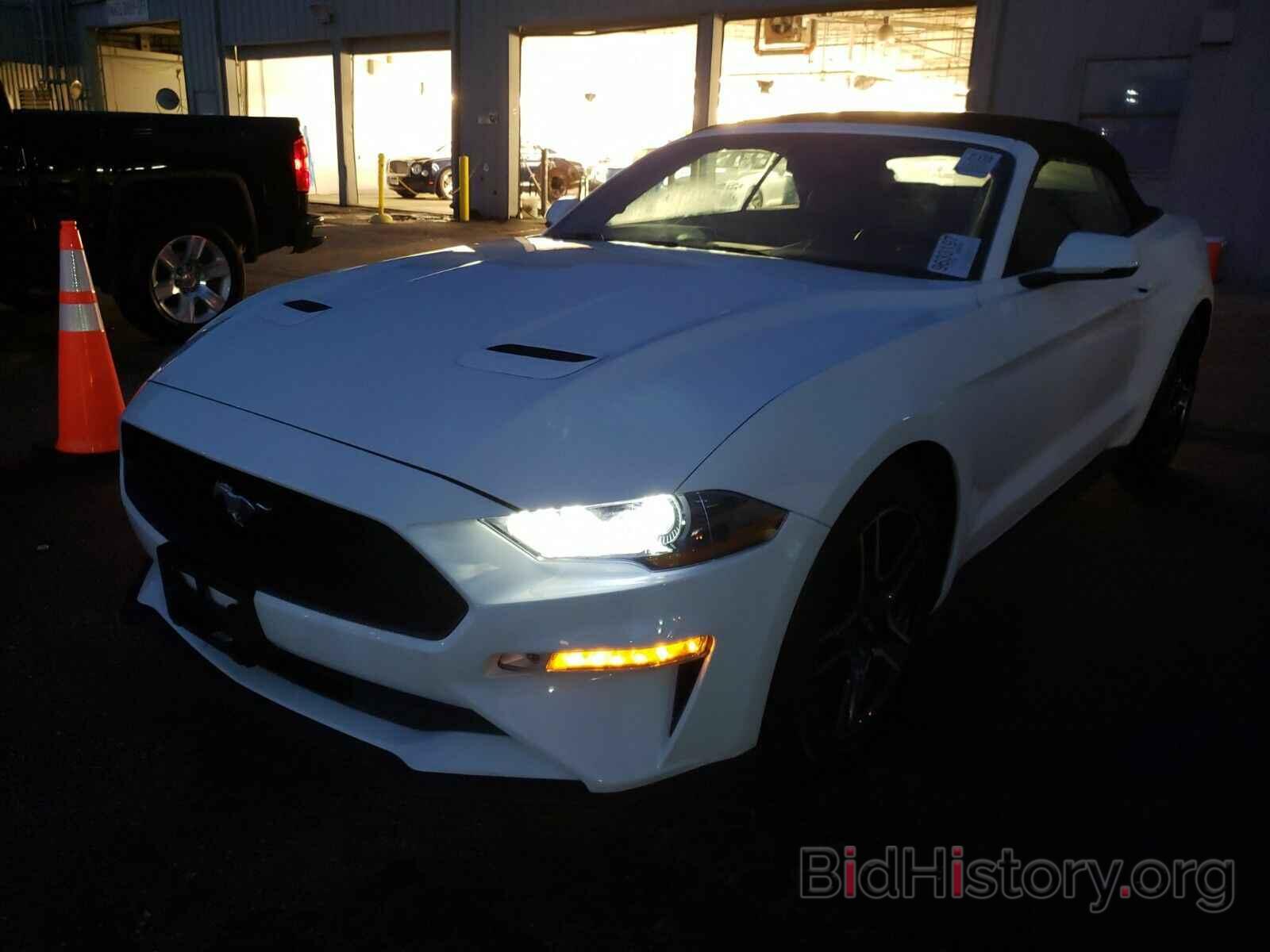 Photo 1FATP8UH8K5204676 - Ford Mustang 2019