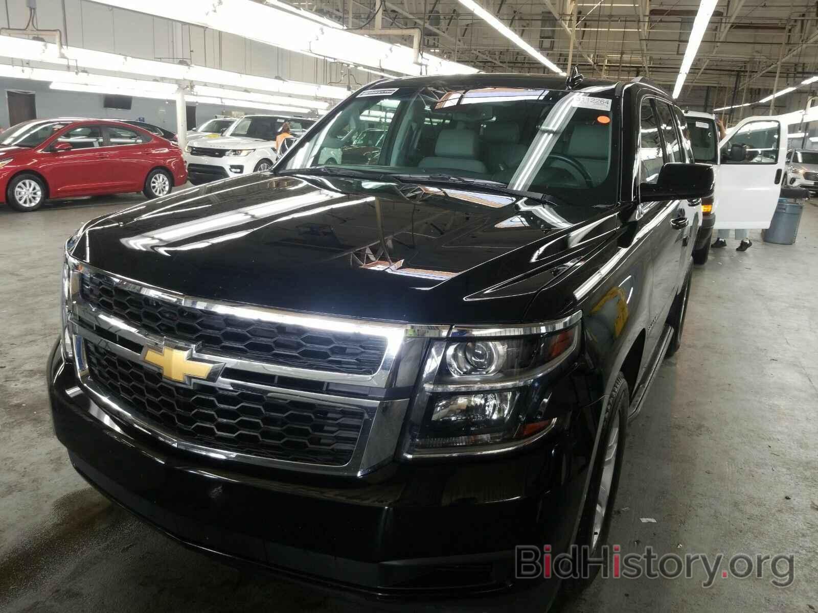 Photo 1GNSKBKC3KR361492 - Chevrolet Tahoe 2019