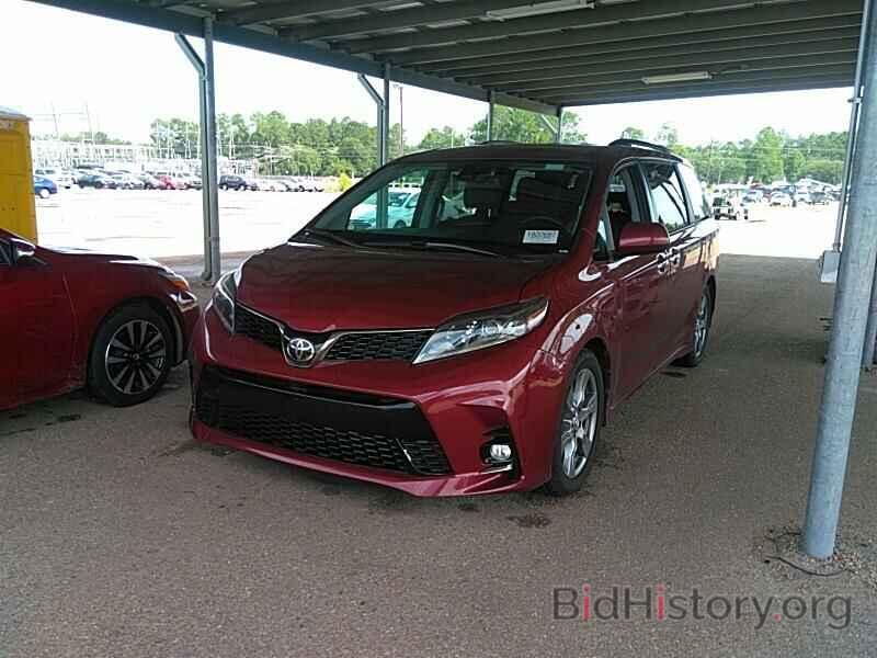 Фотография 5TDXZ3DC8KS978028 - Toyota Sienna 2019