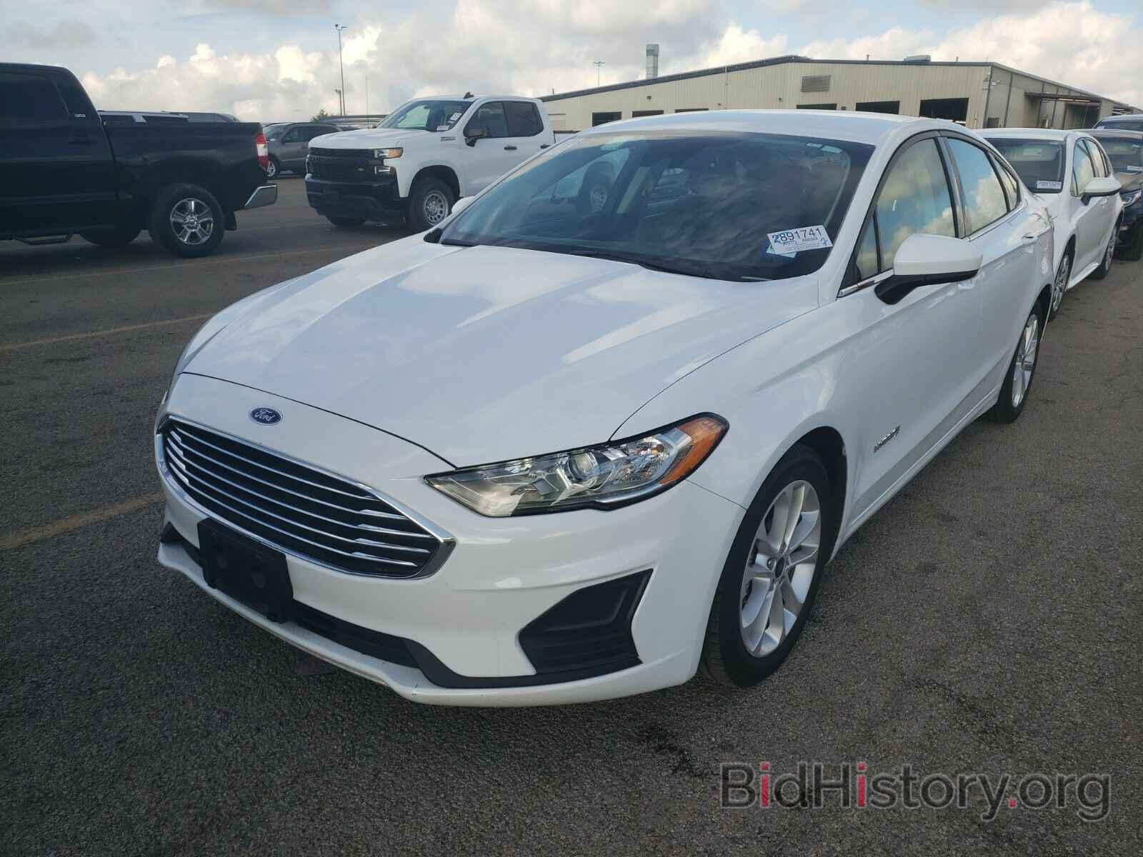 Фотография 3FA6P0LU8KR263933 - Ford Fusion Hybrid 2019