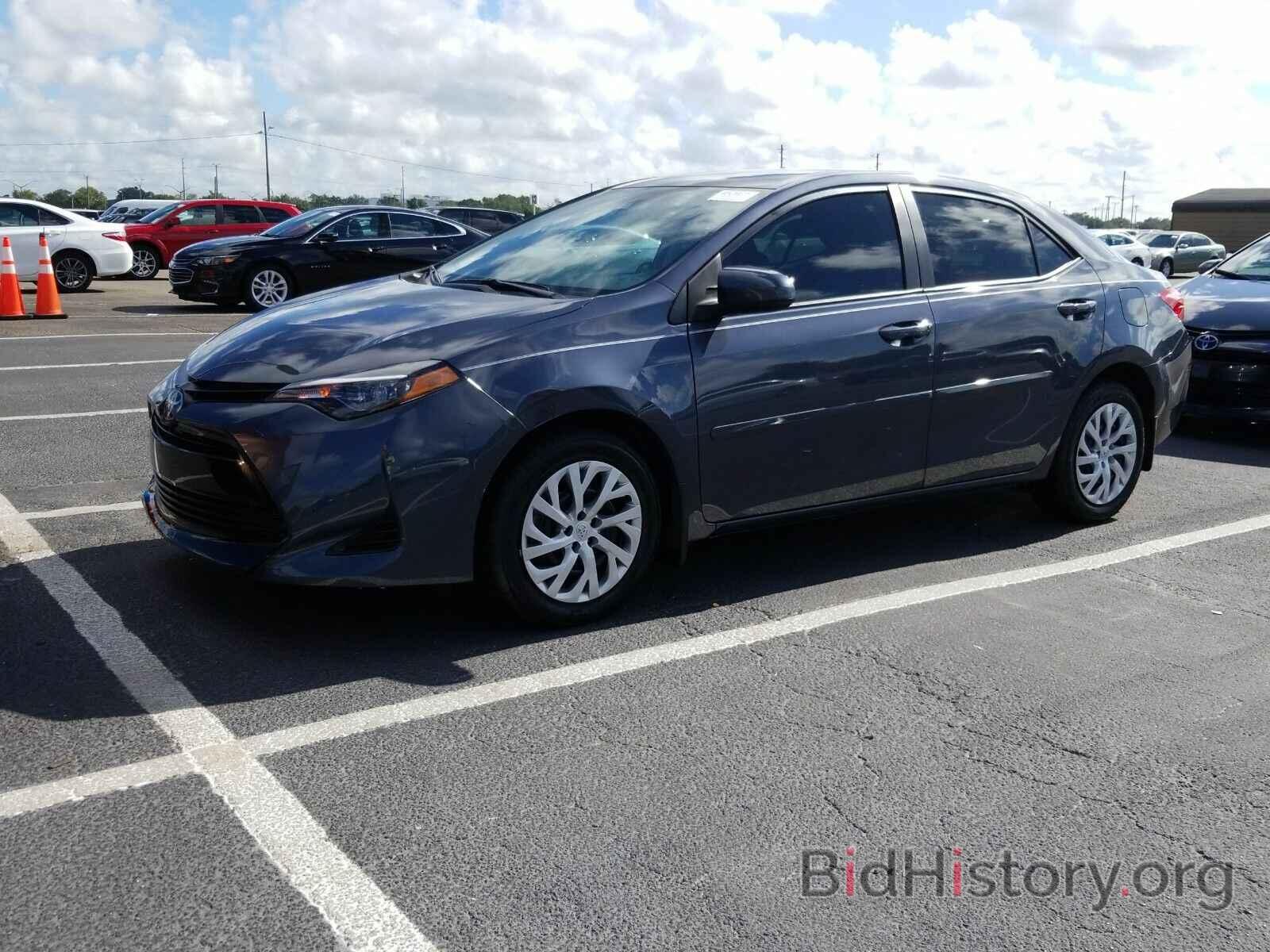 Photo 5YFBURHEXKP918994 - Toyota Corolla LE 2019