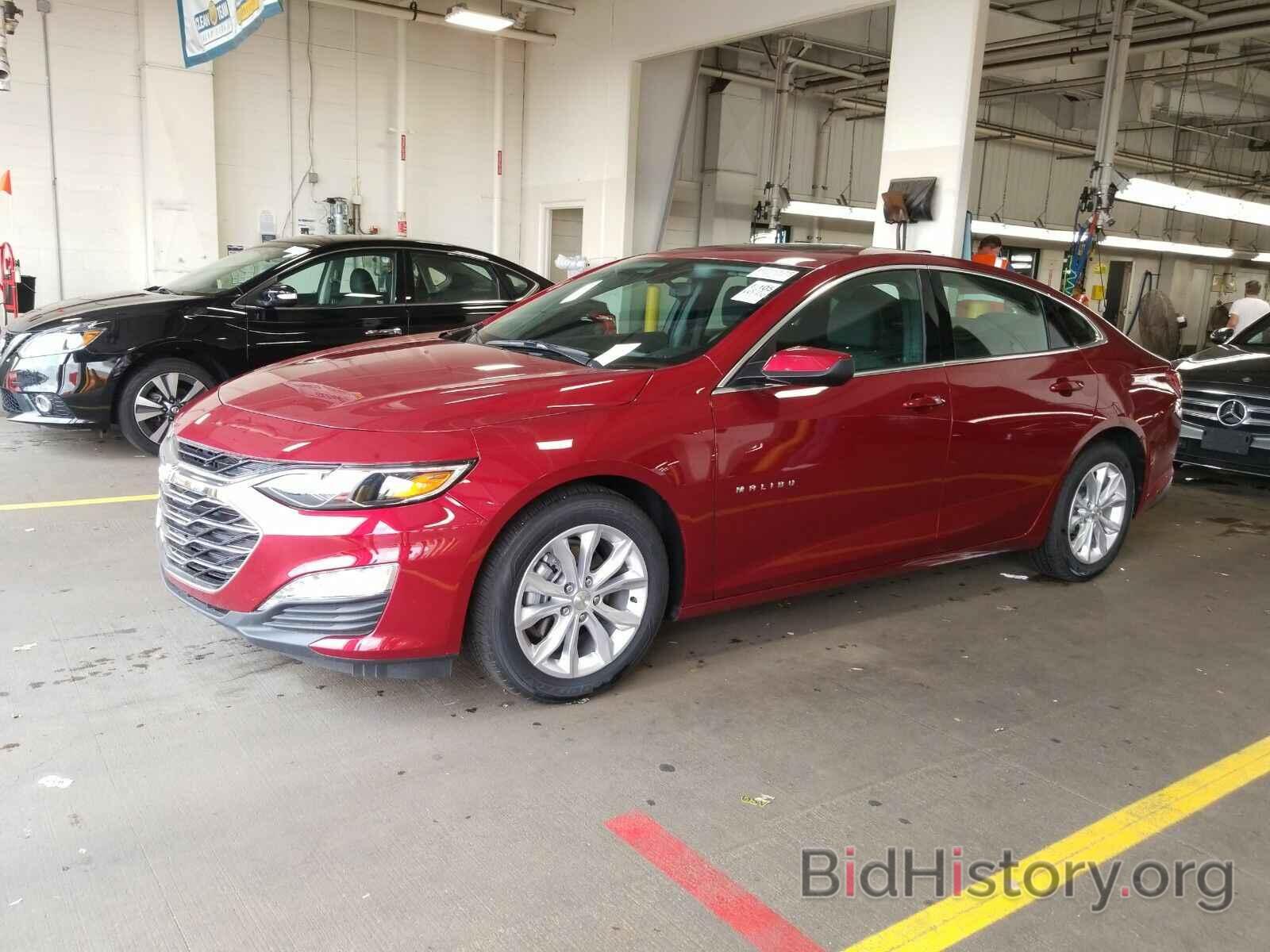 Photo 1G1ZD5ST0KF173218 - Chevrolet Malibu 2019