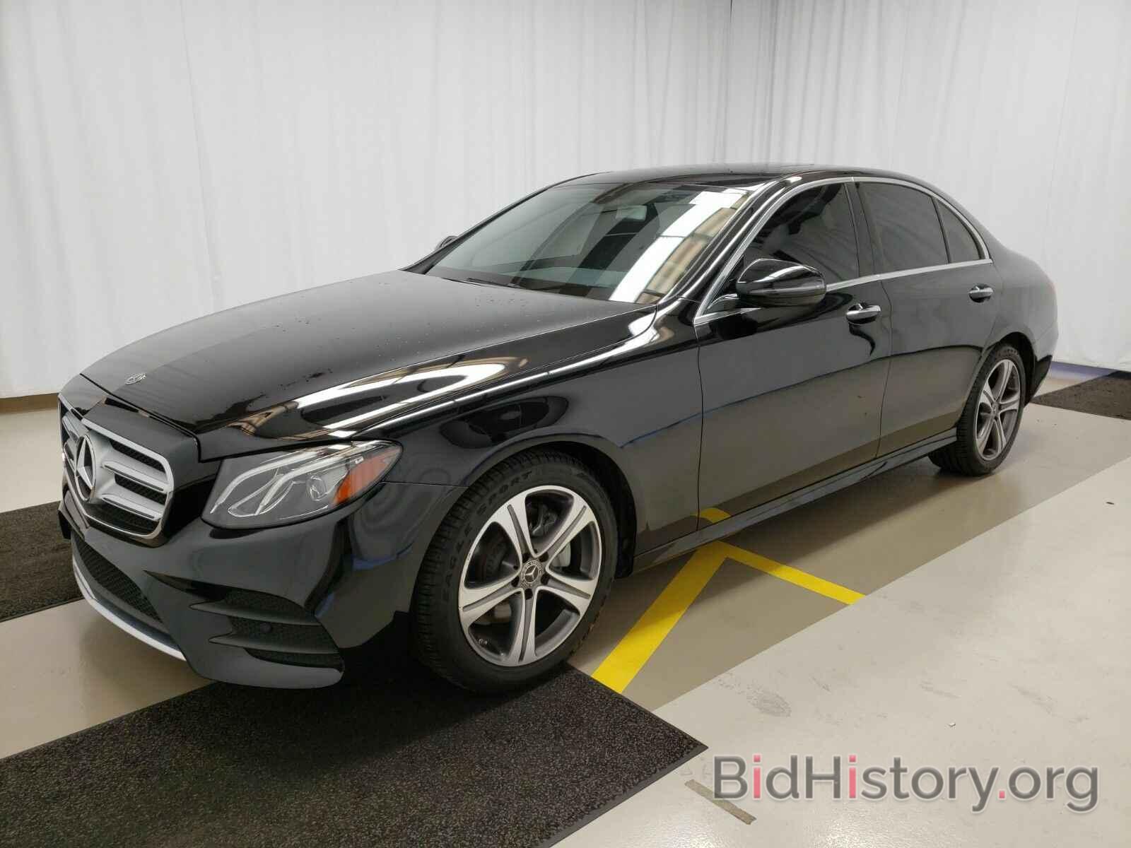 Photo WDDZF4JB9KA621544 - Mercedes-Benz E-Class 2019