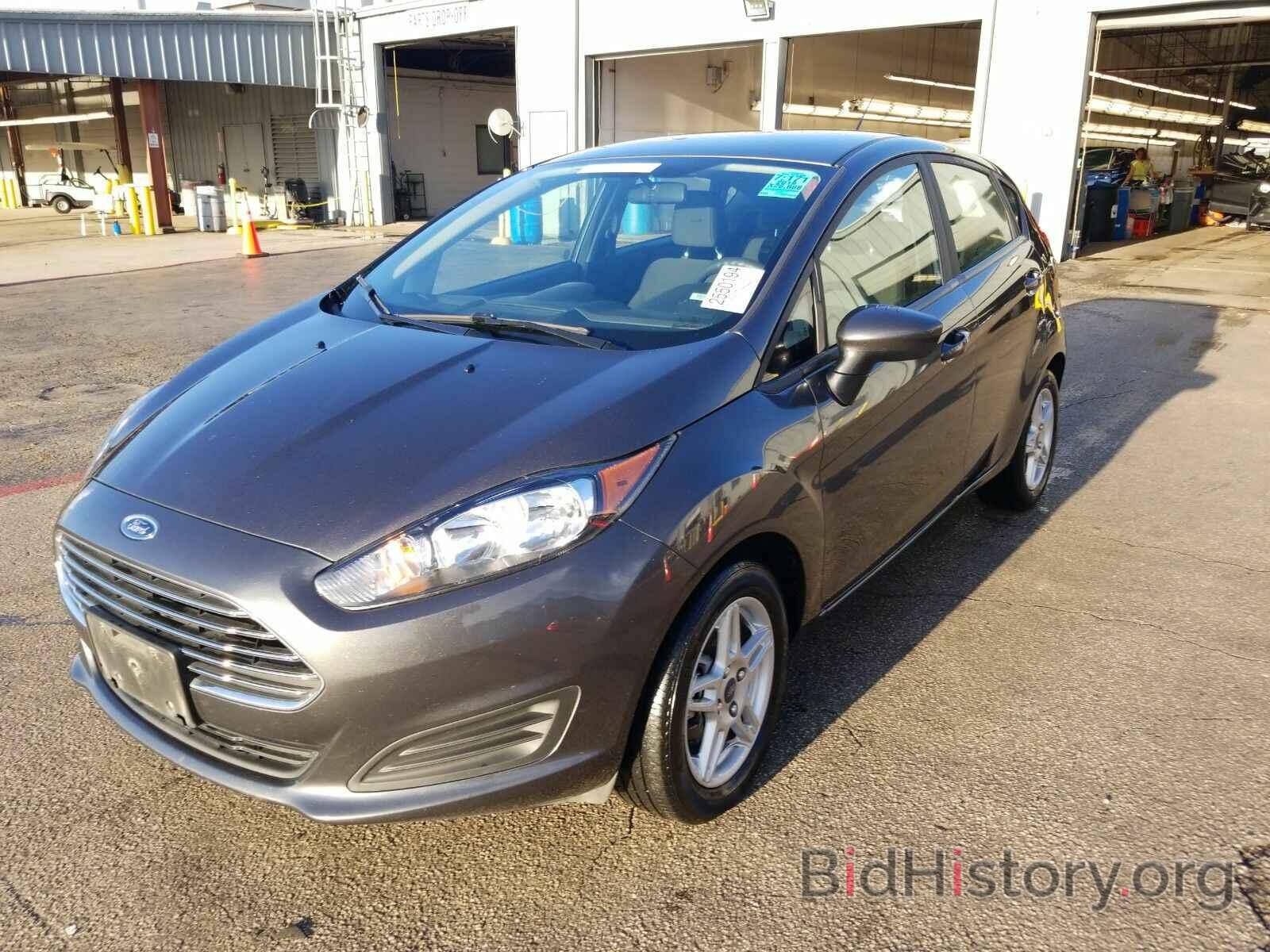 Photo 3FADP4EJ7KM118722 - Ford Fiesta 2019