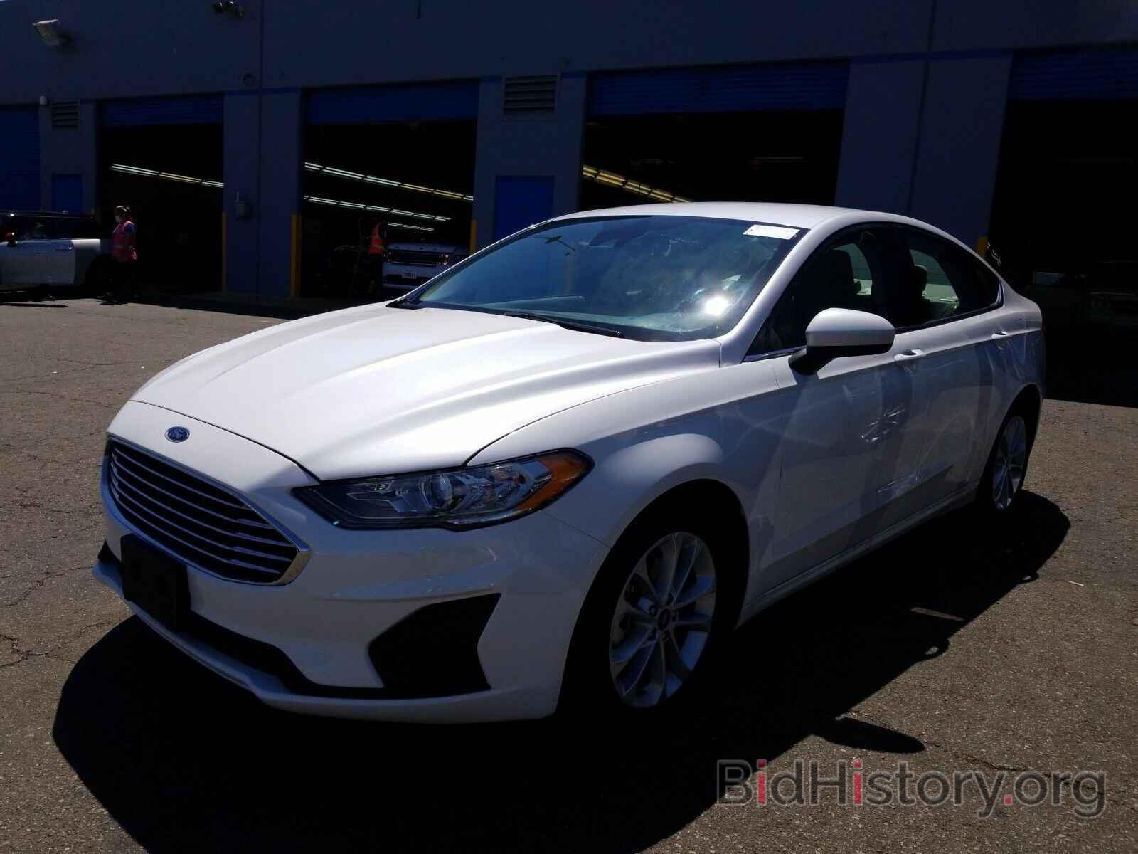 Photo 3FA6P0LU6KR207604 - Ford Fusion Hybrid 2019