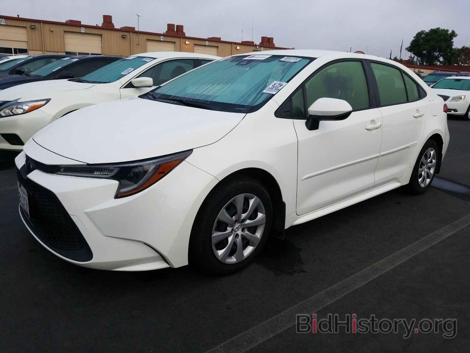 Photo JTDEPRAE4LJ030651 - Toyota Corolla LE 2020