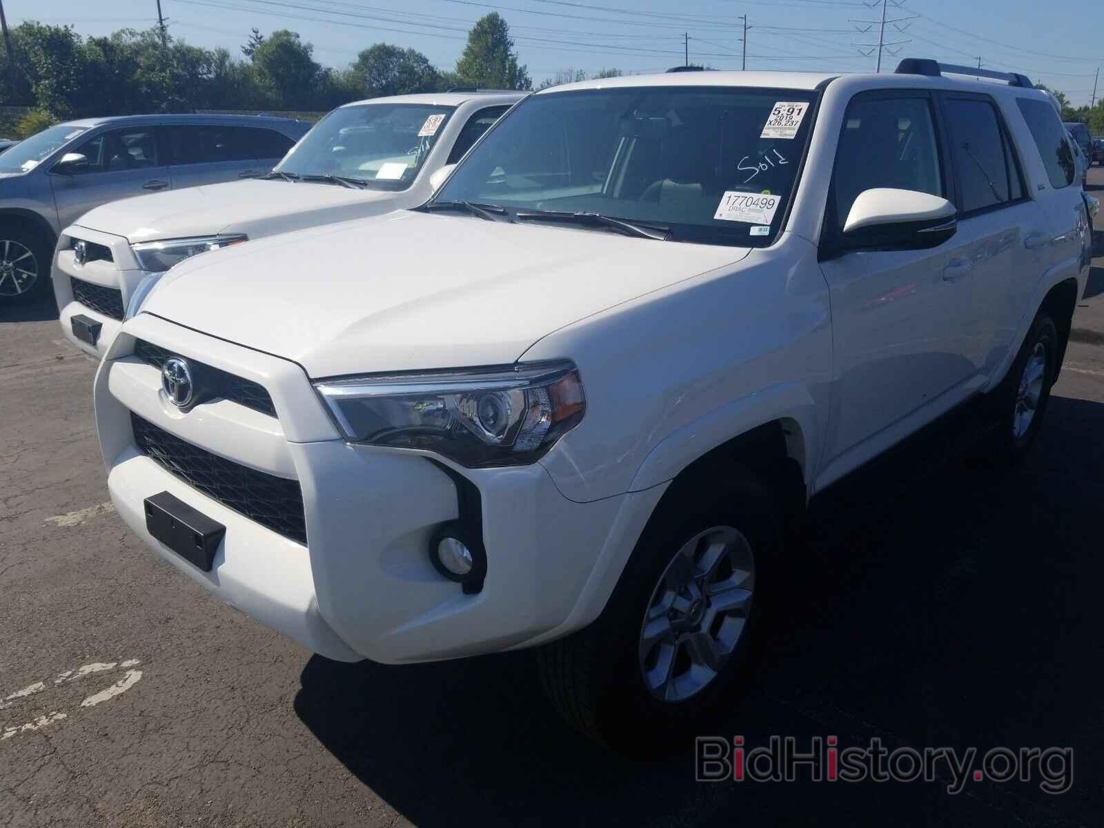 Фотография JTEBU5JR5K5680292 - Toyota 4Runner SR5 2019