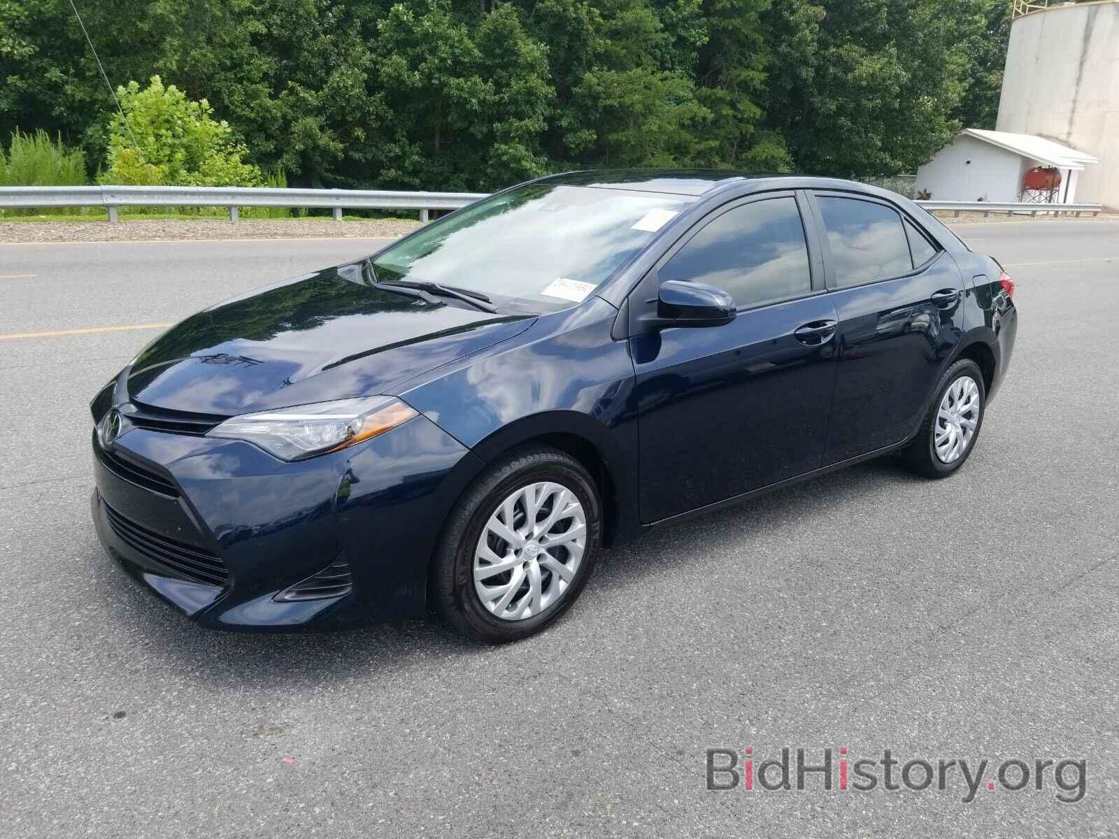 Photo 2T1BURHE2KC207080 - Toyota Corolla LE 2019