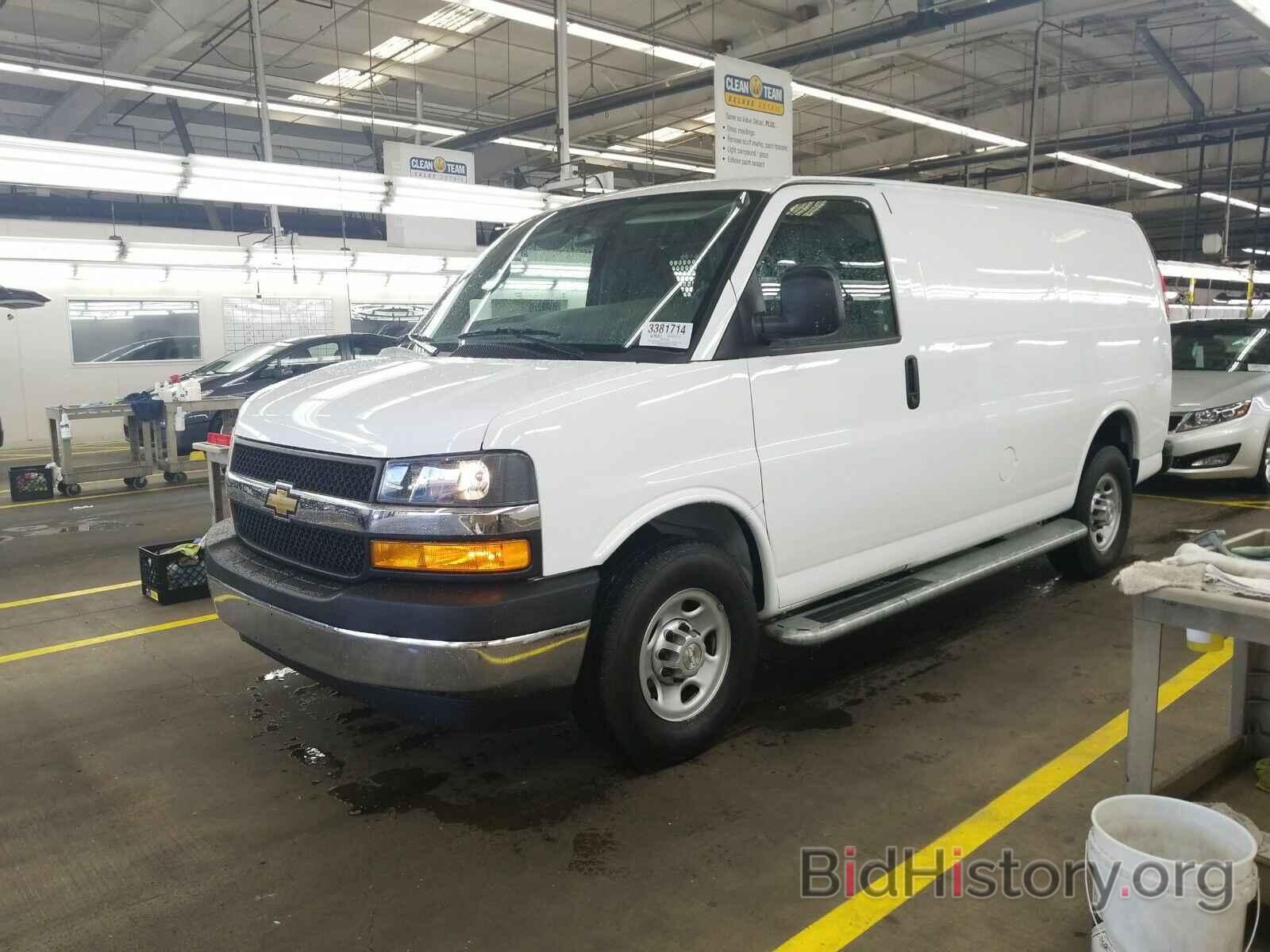 Photo 1GCWGAFG0K1251646 - Chevrolet Express Cargo Van 2019
