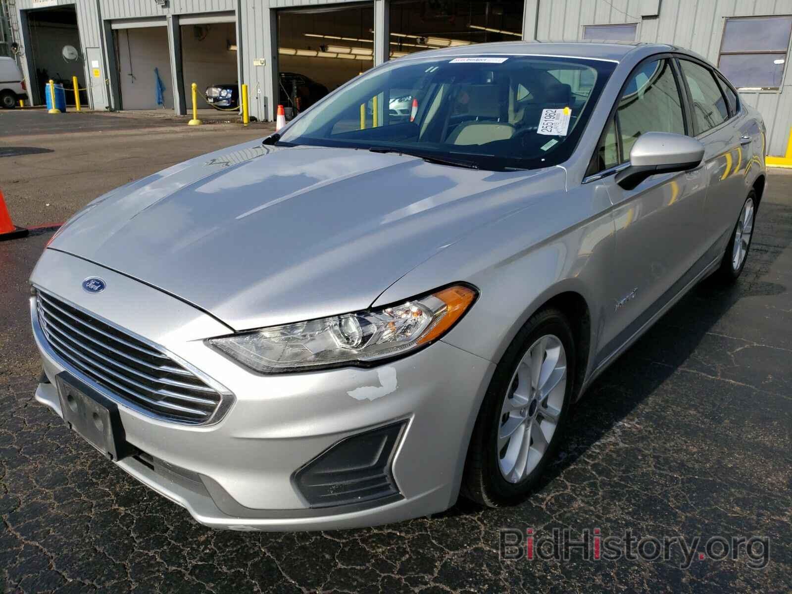 Фотография 3FA6P0LU6KR207750 - Ford Fusion Hybrid 2019