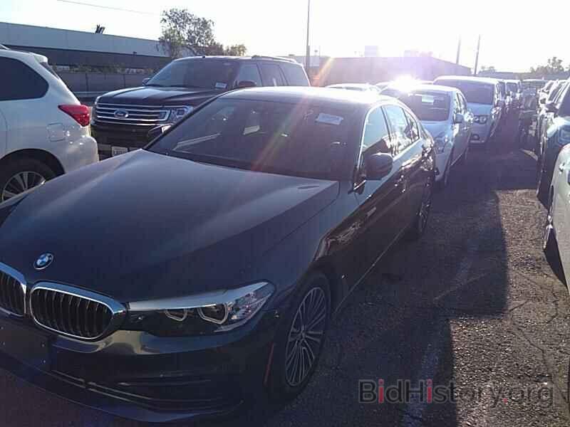 Photo WBAJA5C58KBX86723 - BMW 5 Series 2019