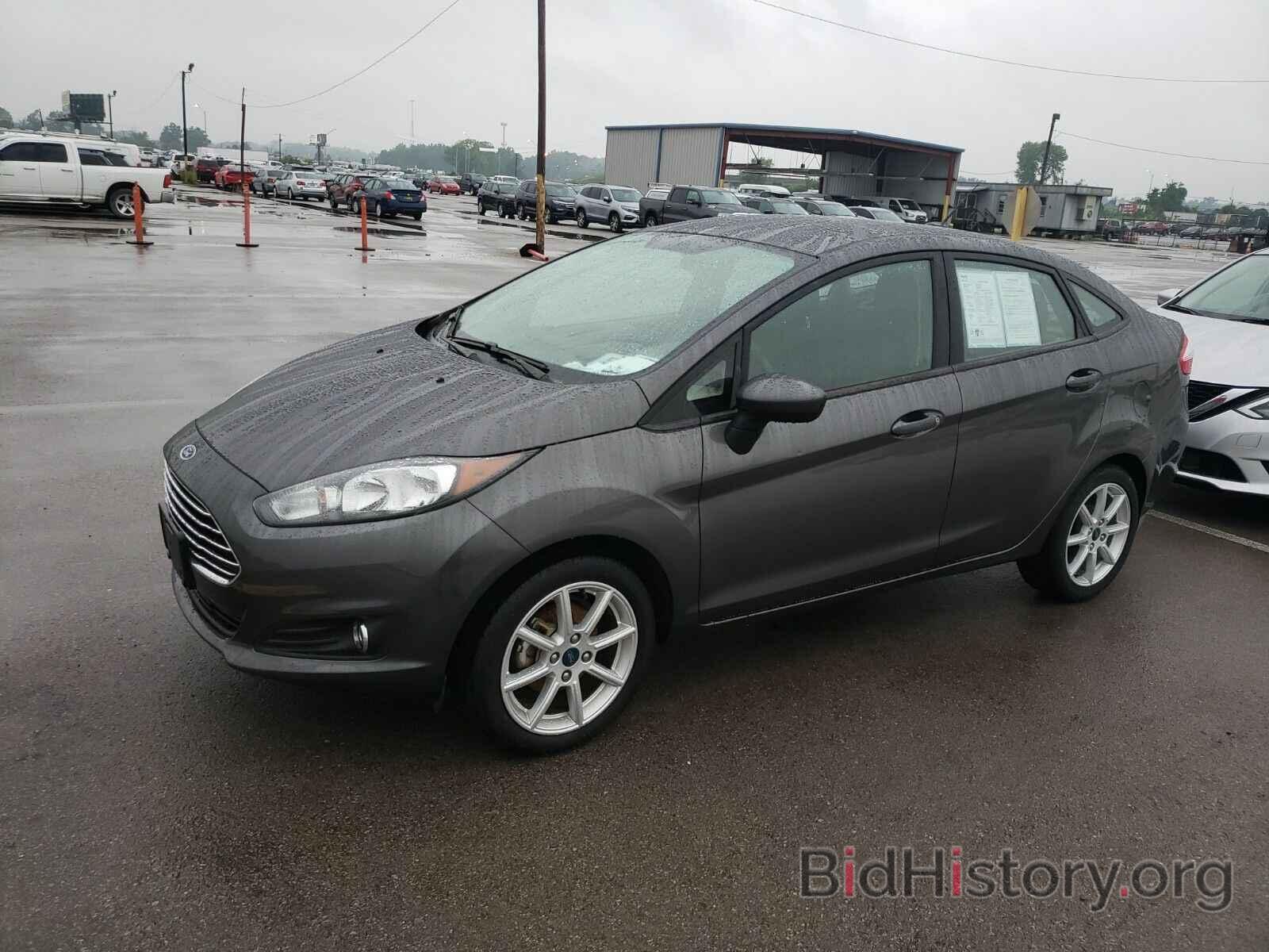 Photo 3FADP4BJ8KM107216 - Ford Fiesta 2019