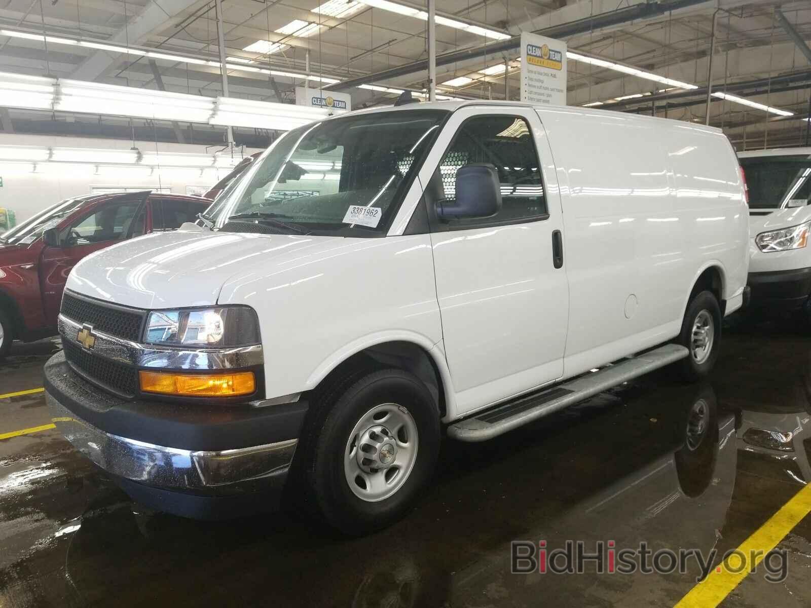 Photo 1GCWGAFG9K1310693 - Chevrolet Express Cargo Van 2019