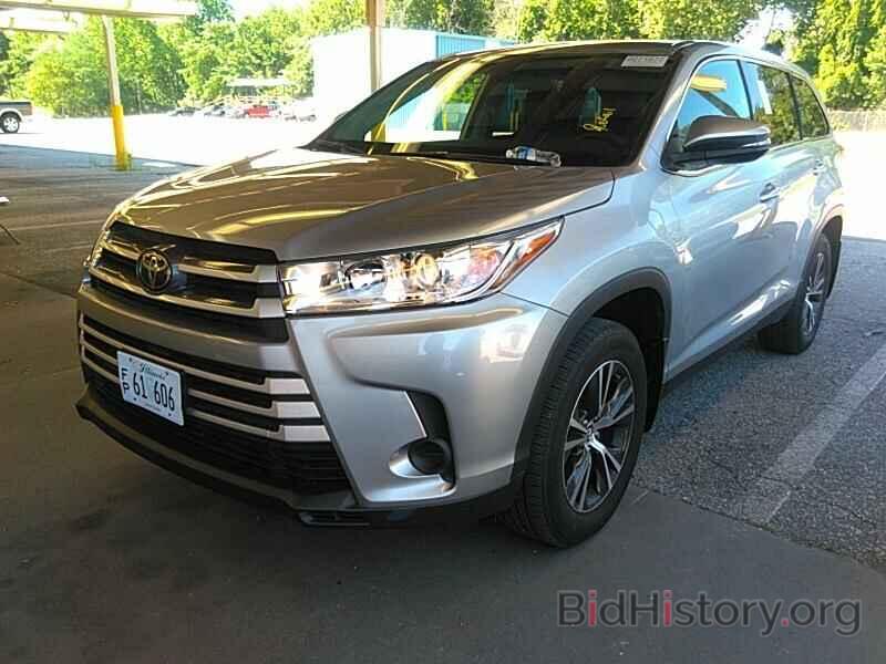 Photo 5TDBZRFH8KS962370 - Toyota Highlander 2019