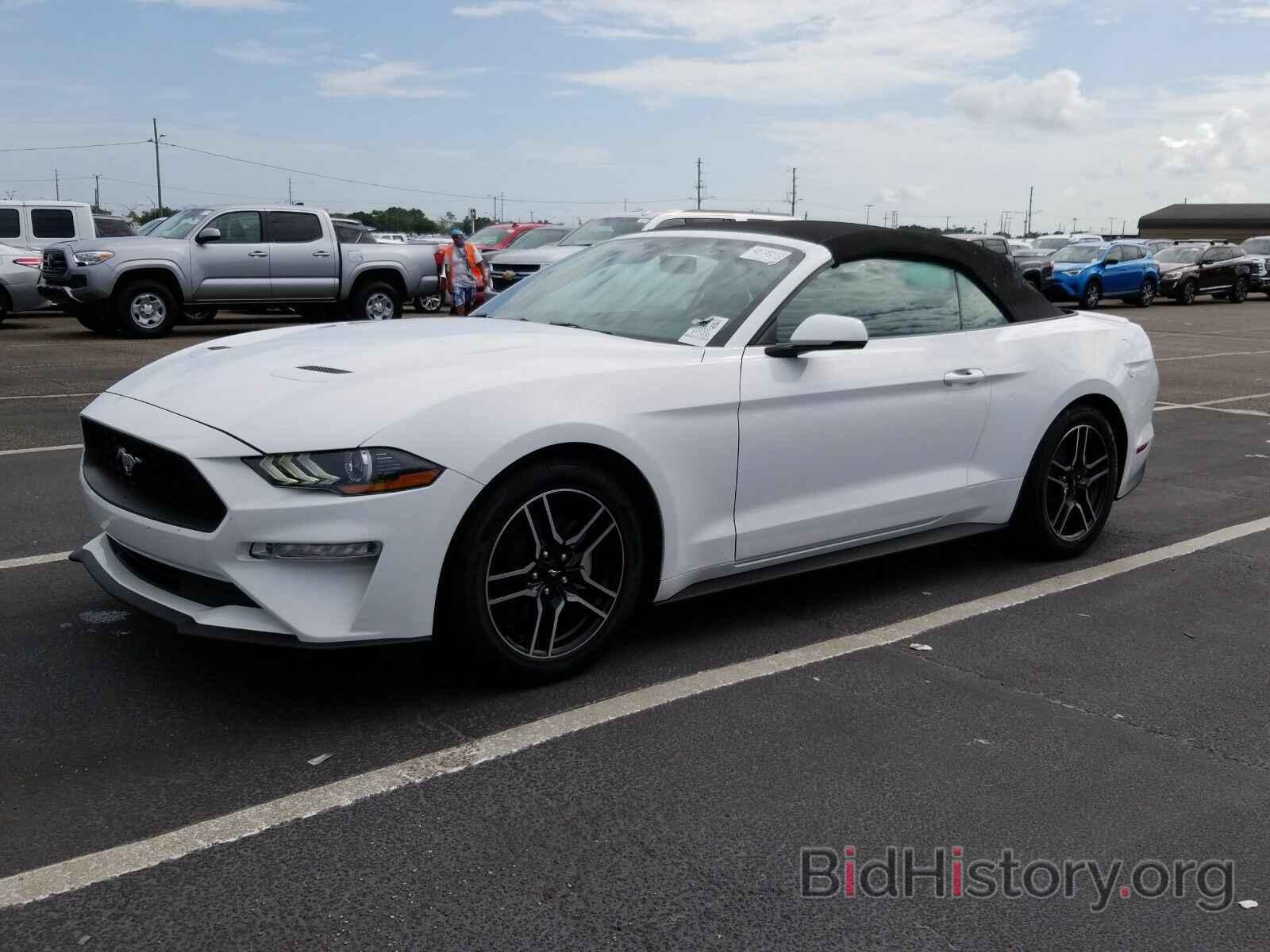 Photo 1FATP8UHXL5112812 - Ford Mustang 2020