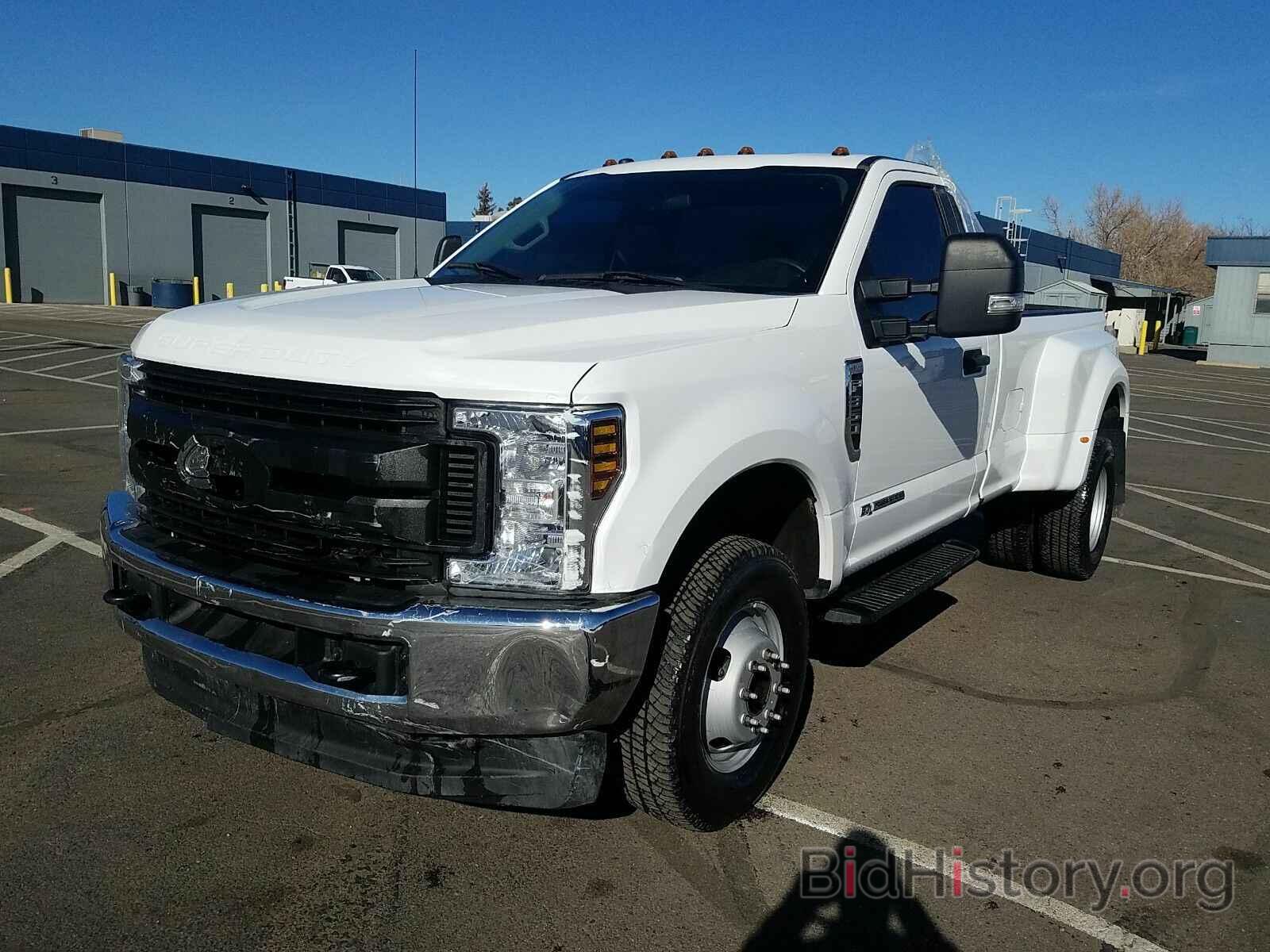 Photo 1FTRF3DT2KEE40657 - Ford Super Duty F-350 DRW 2019