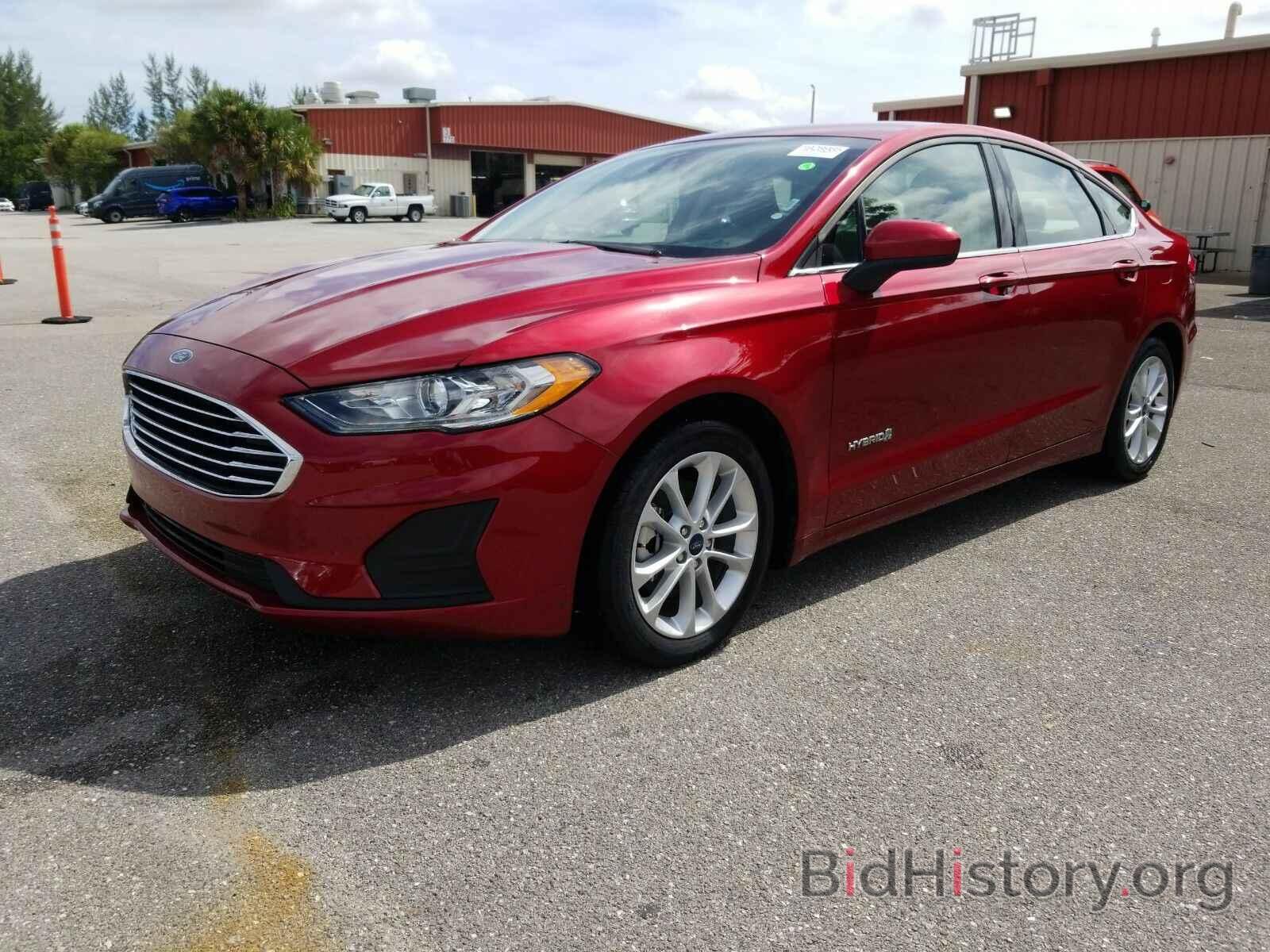 Photo 3FA6P0LU1KR224892 - Ford Fusion Hybrid 2019