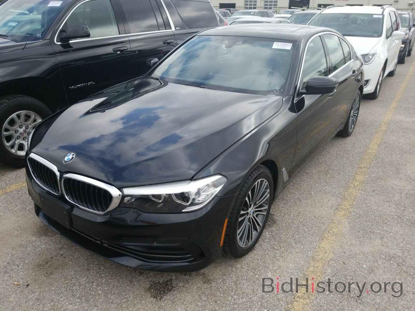 Photo WBAJA5C50KBX87610 - BMW 5 Series 2019