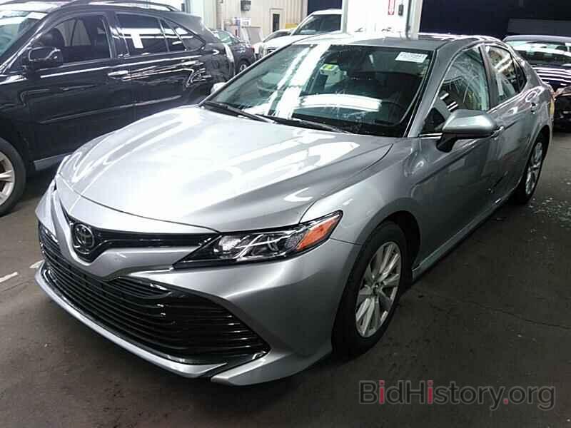 Photo 4T1B11HKXKU704988 - Toyota Camry LE 2019