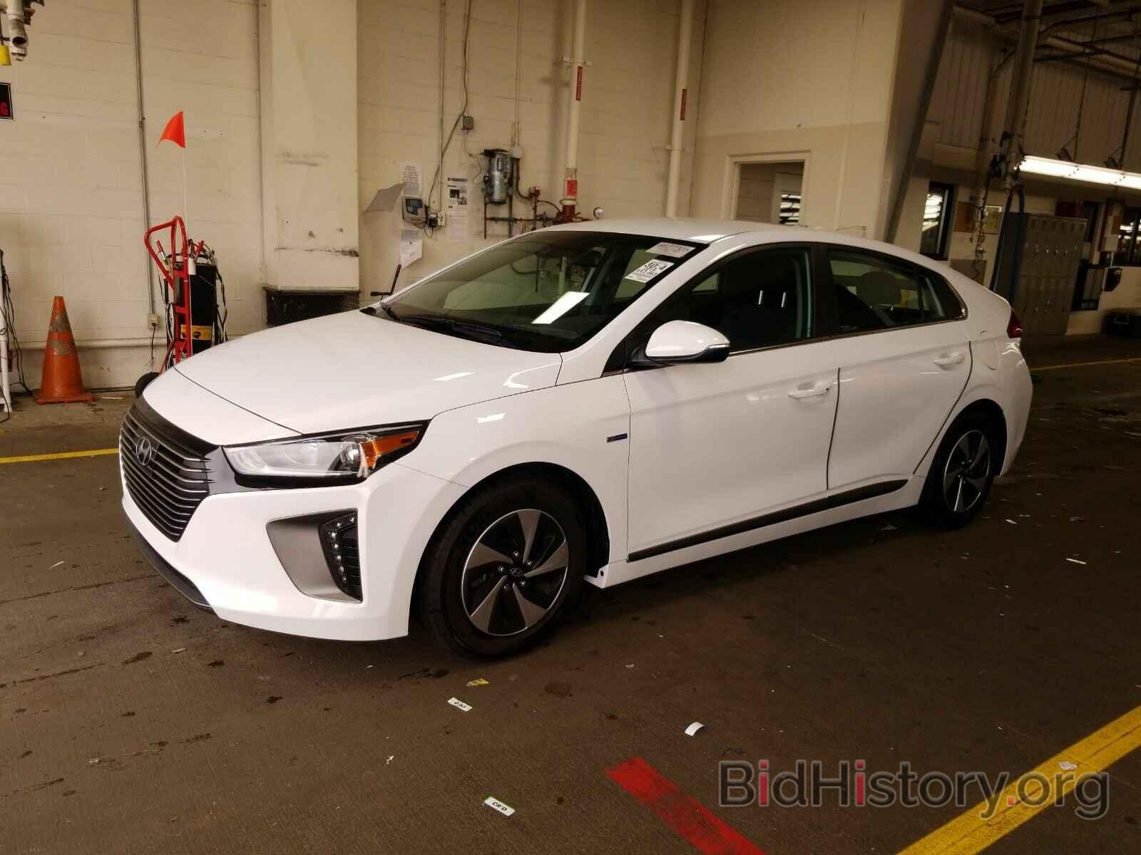 Photo KMHC75LC8KU140400 - Hyundai Ioniq Hybrid 2019