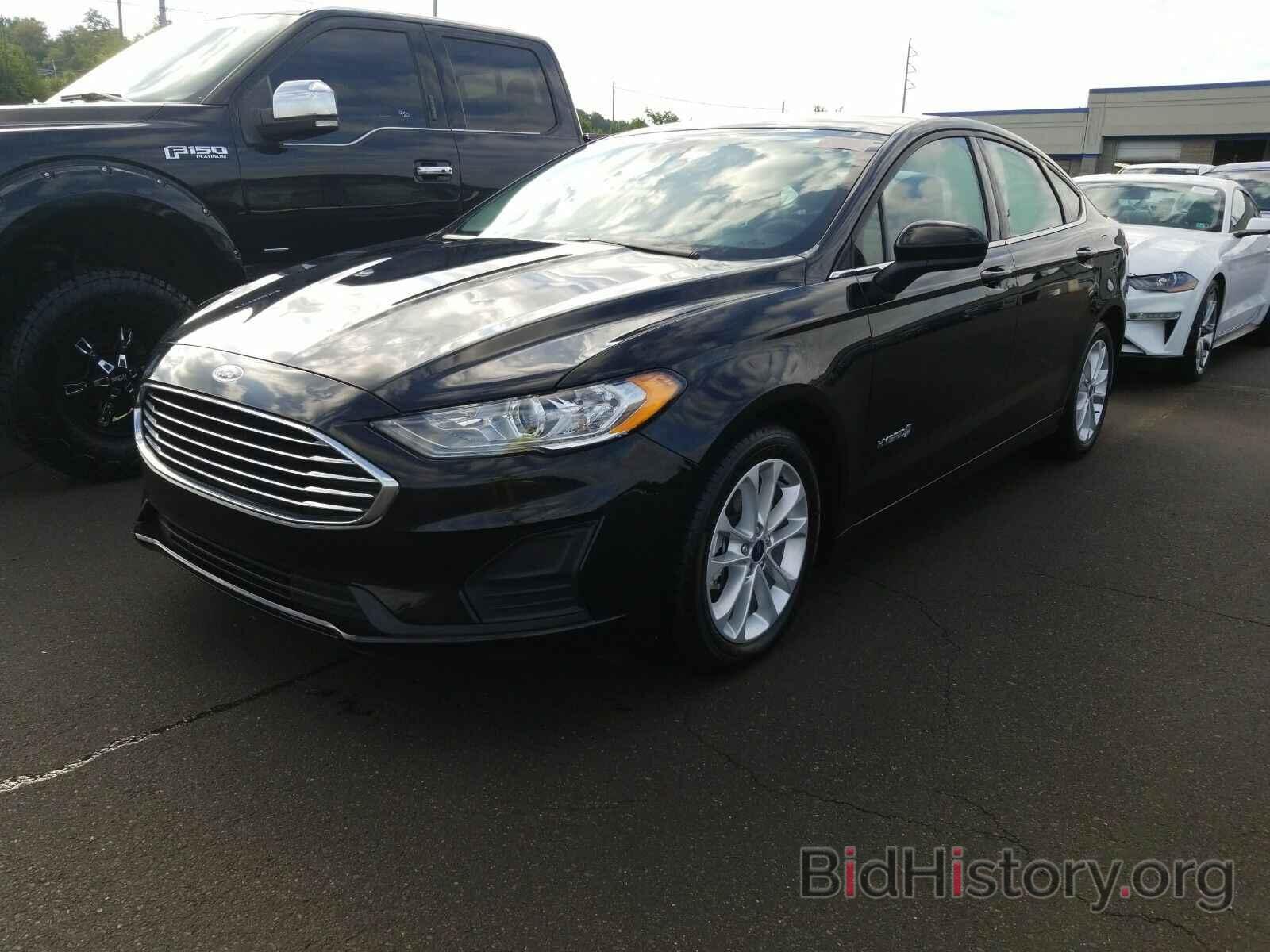 Photo 3FA6P0LU1KR100587 - Ford Fusion Hybrid 2019