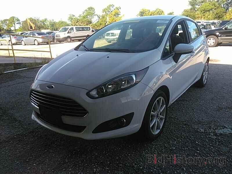 Photo 3FADP4EJ1KM133457 - Ford Fiesta 2019