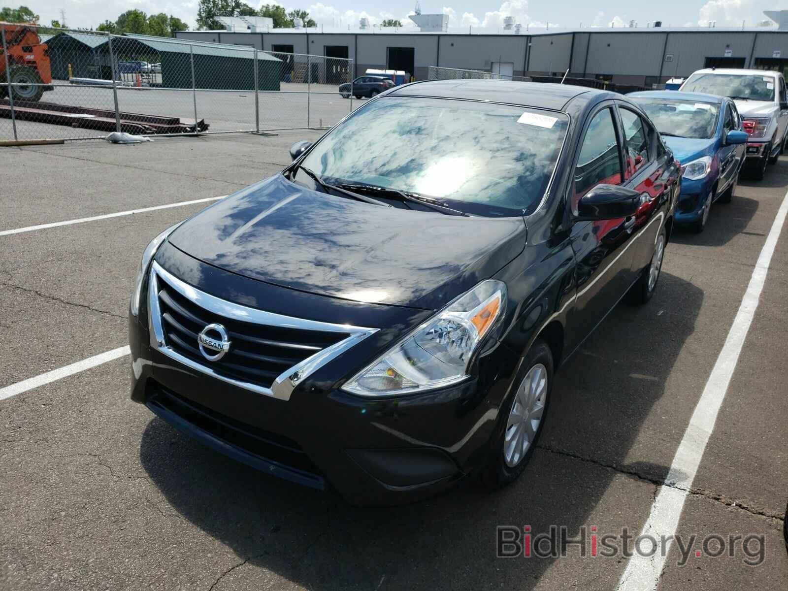 Photo 3N1CN7AP1KL861215 - Nissan Versa Sedan 2019