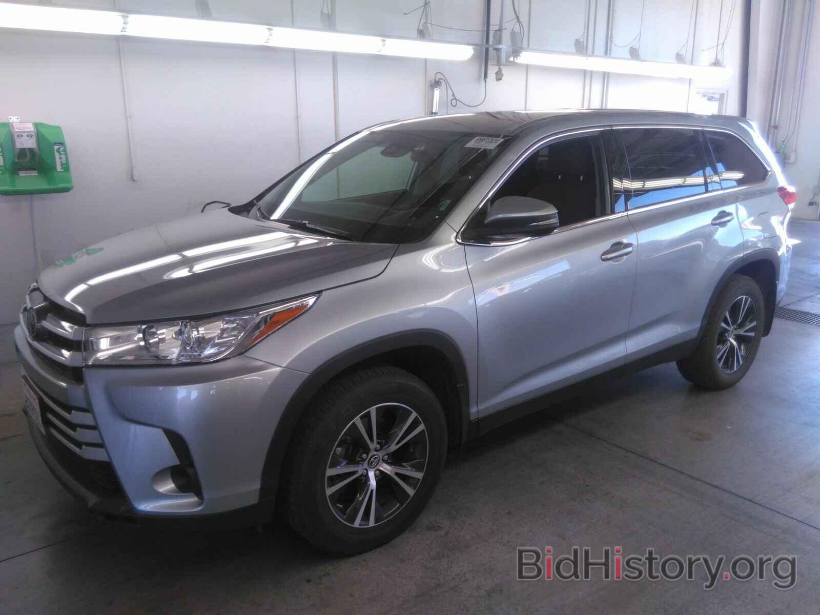 Photo 5TDBZRFH8KS946301 - Toyota Highlander 2019