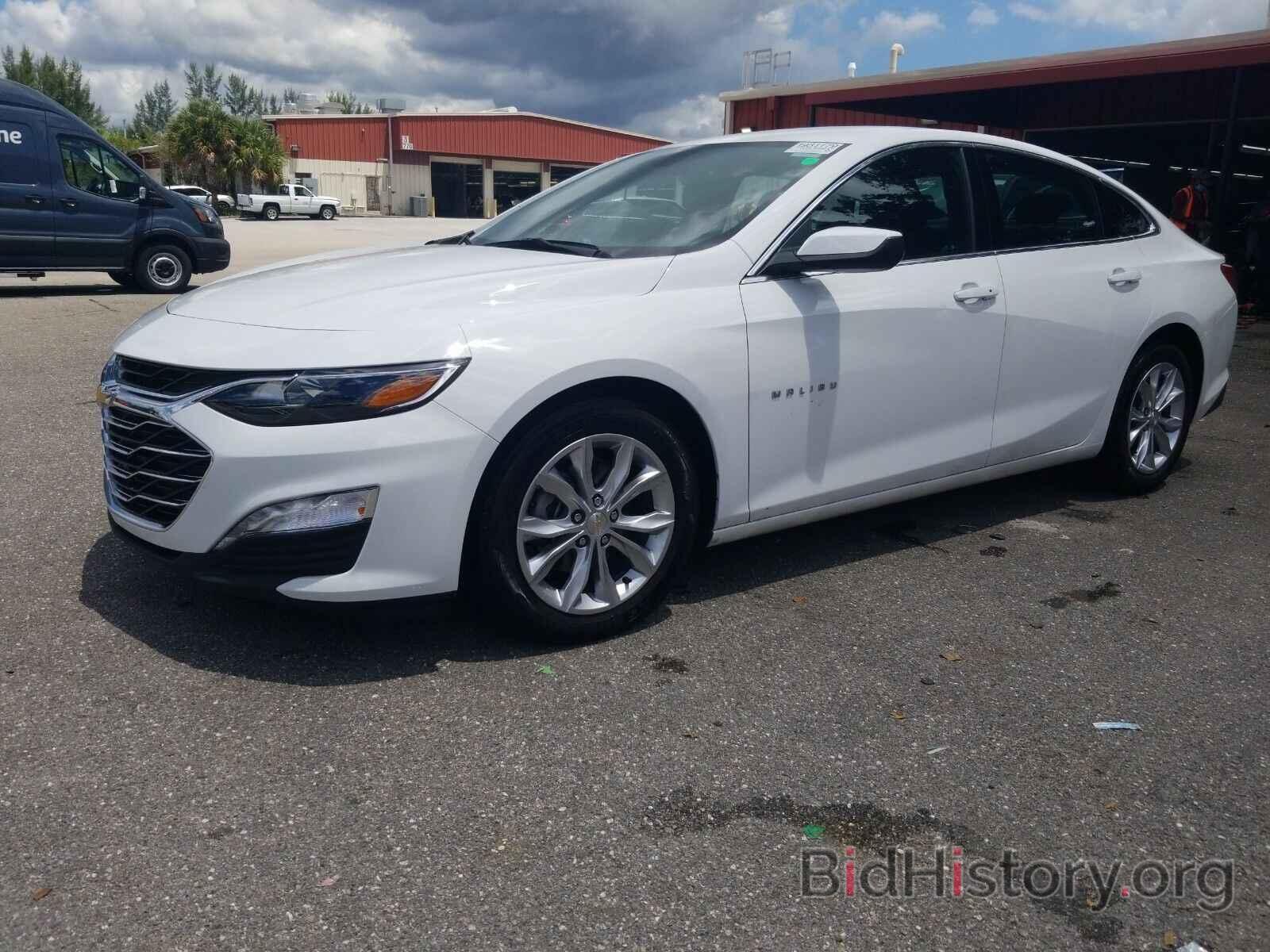 Photo 1G1ZD5ST0KF161778 - Chevrolet Malibu 2019