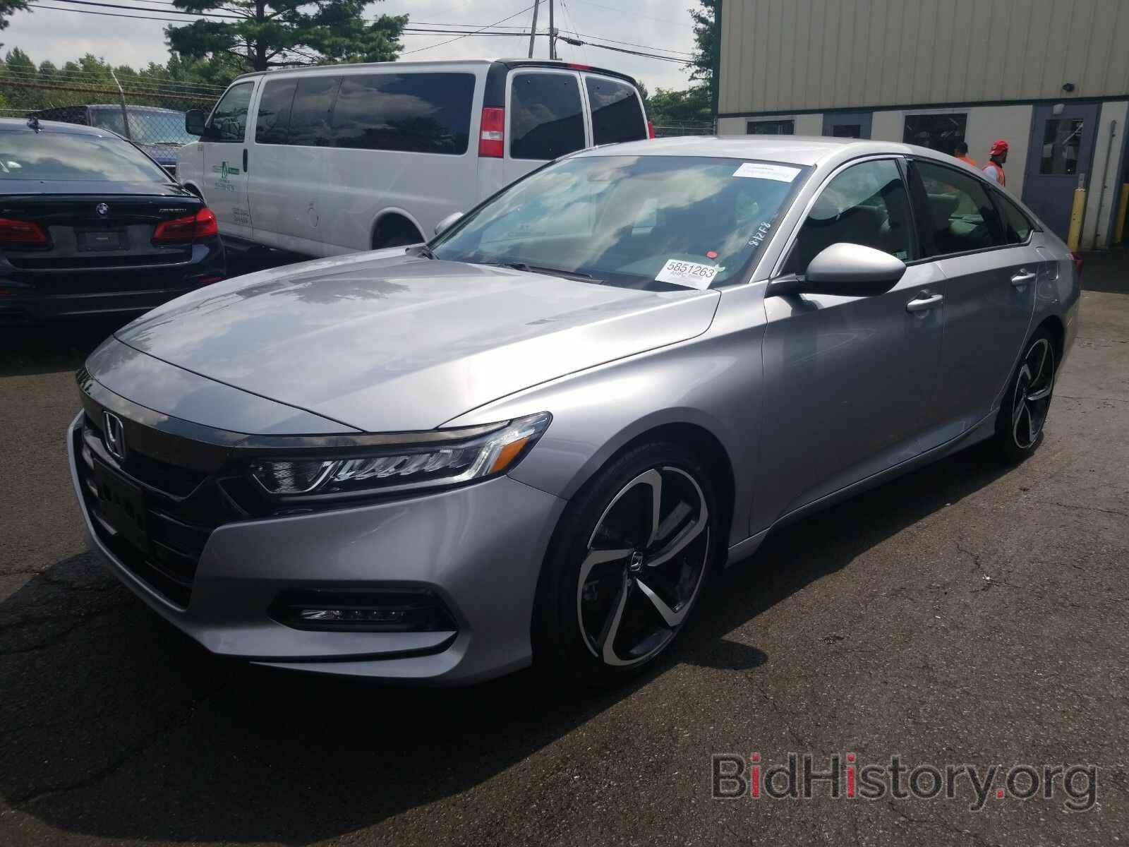 Photo 1HGCV1F36KA052284 - Honda Accord Sedan 2019