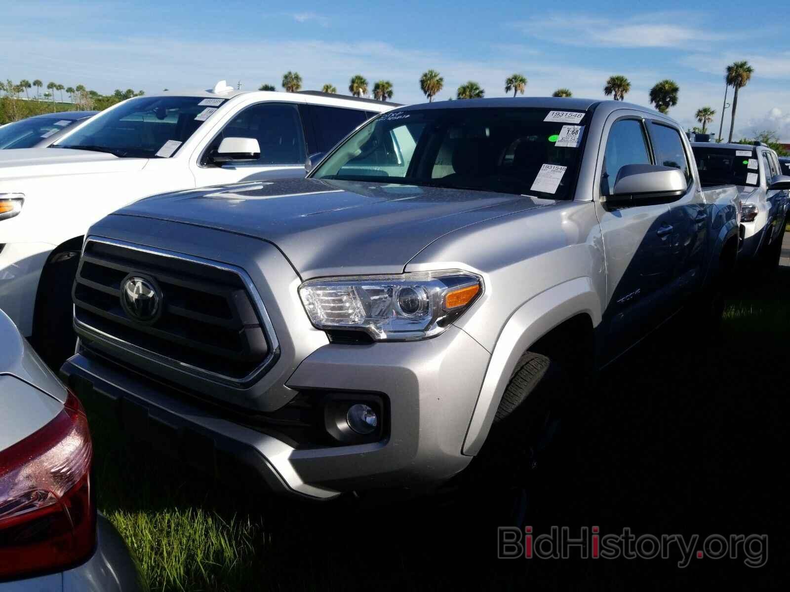 Photo 3TMCZ5AN9LM291450 - Toyota Tacoma 4WD 2020