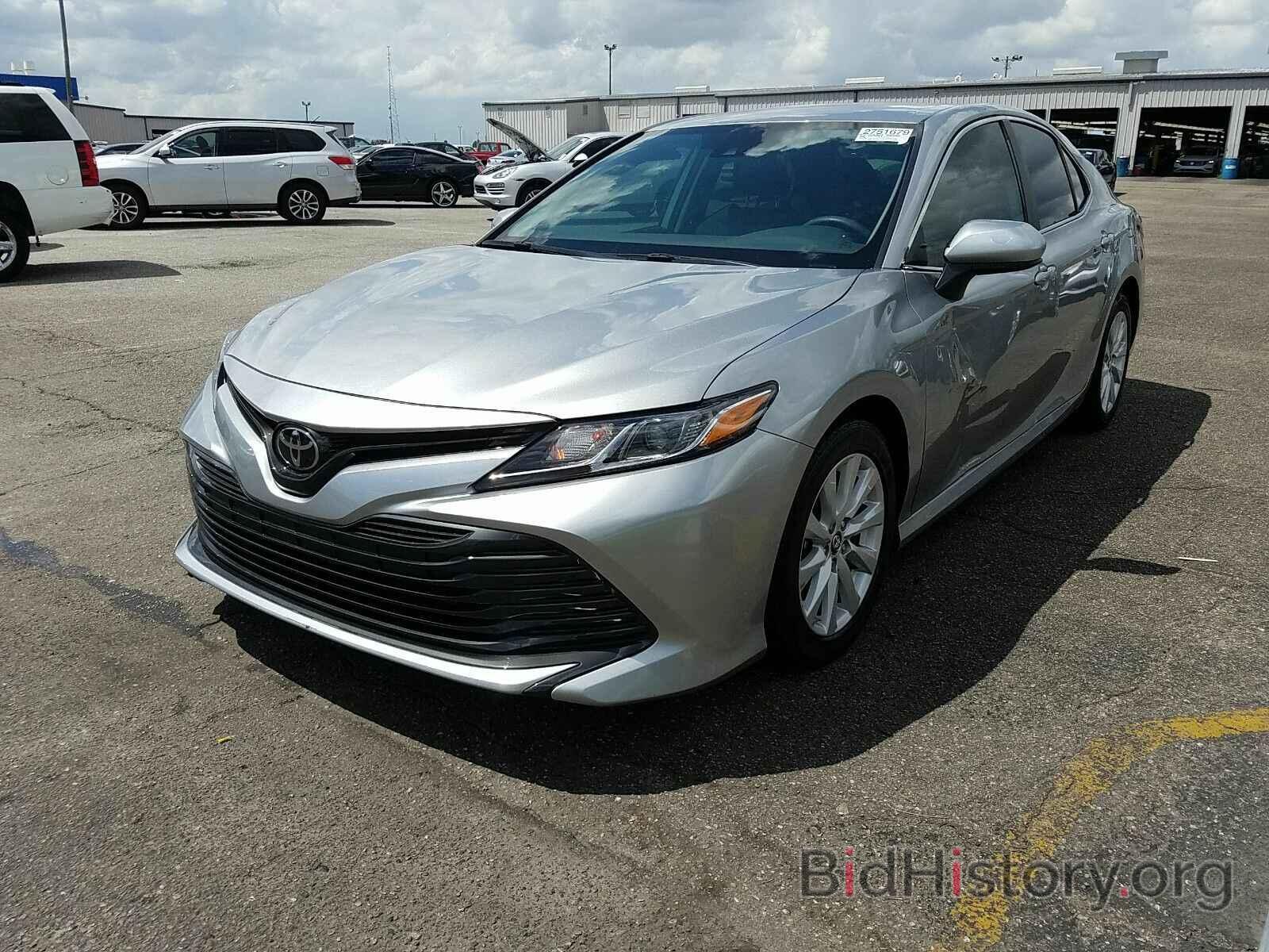 Фотография 4T1B11HK6KU714322 - Toyota Camry LE 2019