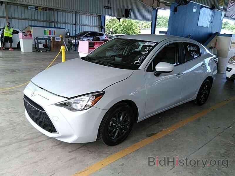 Photo 3MYDLBYV9KY522527 - Toyota Yaris Sedan 2019