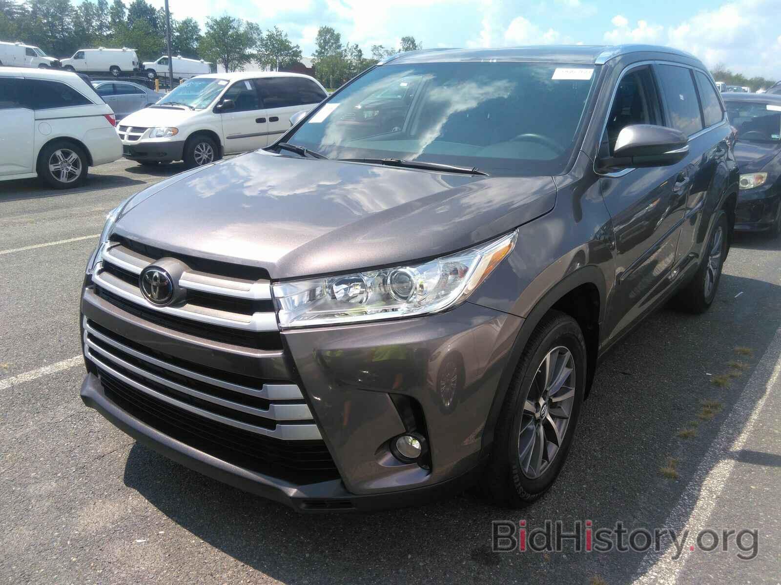 Фотография 5TDJZRFH3KS587810 - Toyota Highlander 2019