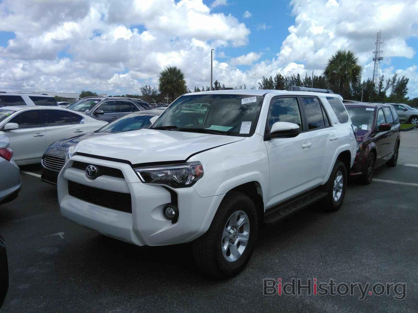 Фотография JTEBU5JR1K5639674 - Toyota 4Runner SR5 2019