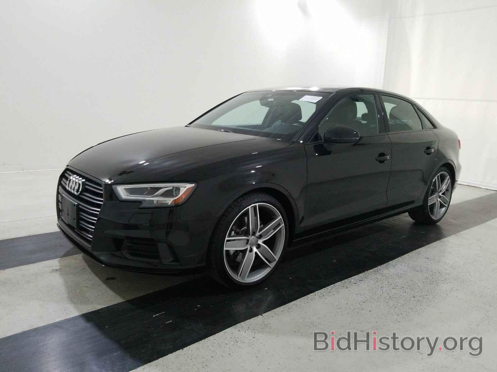 Photo WAUCUGFF9LA007126 - Audi A3 Sedan 2020