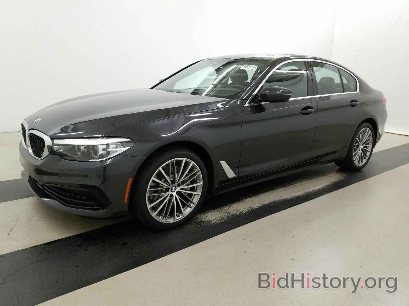 Photo WBAJE5C58KG919505 - BMW 5 Series 2019