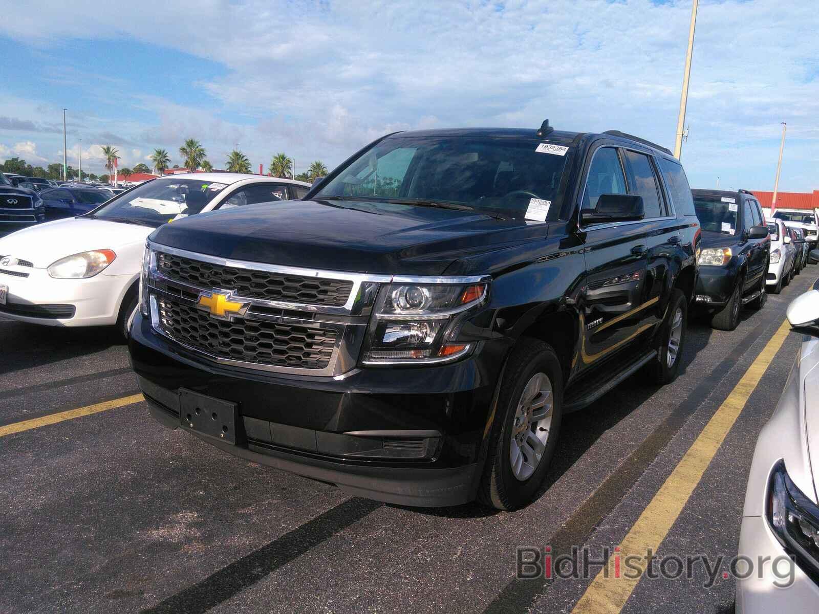 Photo 1GNSCAKC2KR138920 - Chevrolet Tahoe 2019