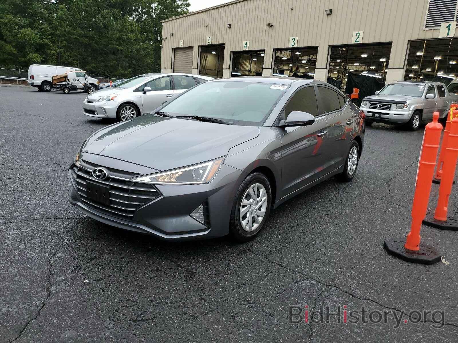 Фотография 5NPD74LF2KH493609 - Hyundai Elantra SE 2019