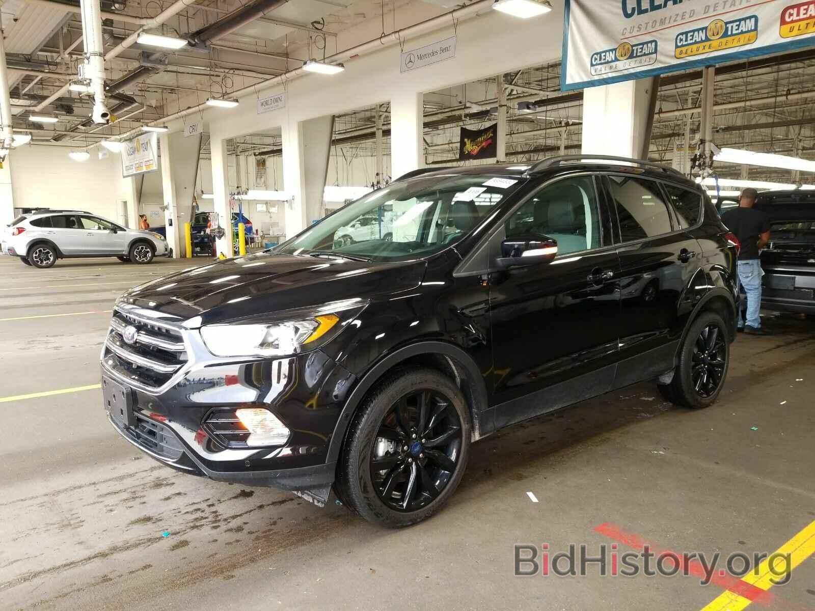 Photo 1FMCU9J92KUB71701 - Ford Escape 2019